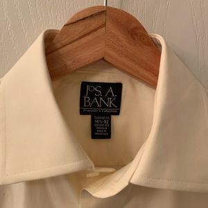 Jos A Bank Travelers Collection dress shirt